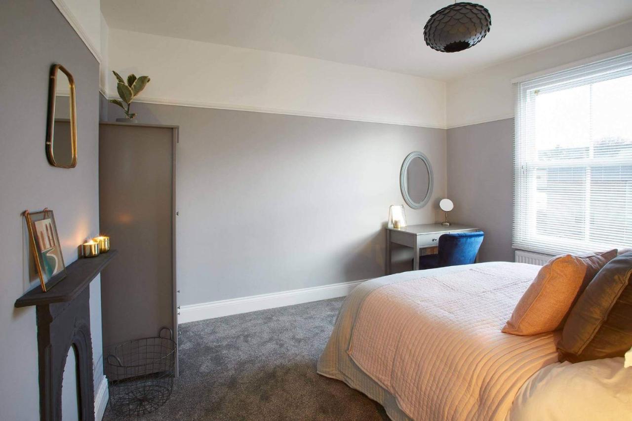 Host & - Windsor Holiday home *