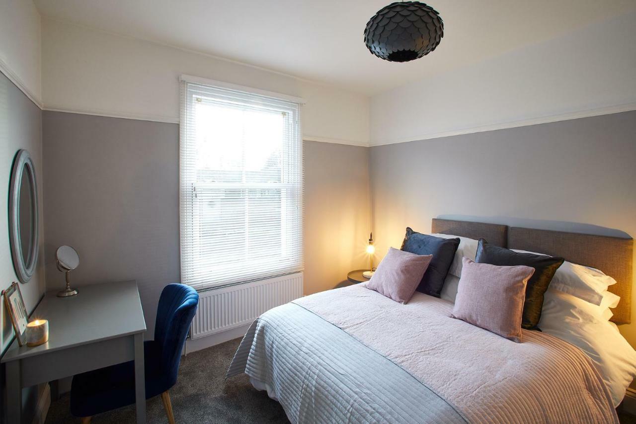 Host & - Windsor Holiday home