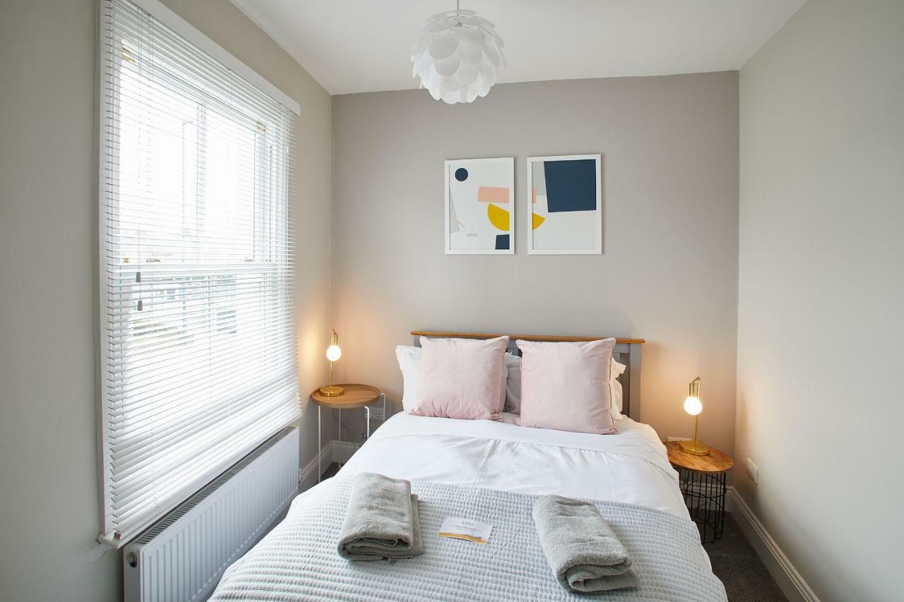 Host & - Windsor Holiday home